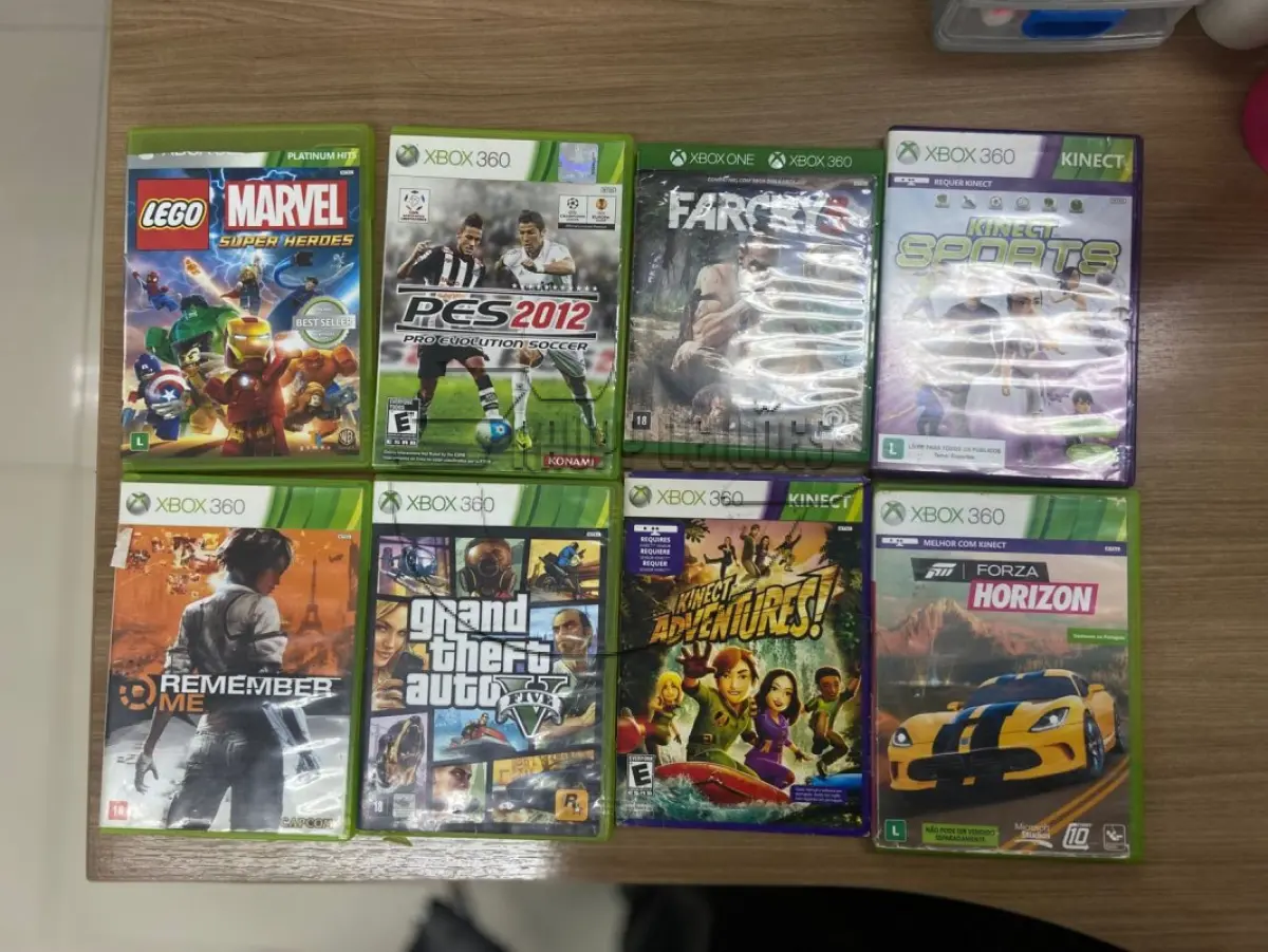 LOTE 056 - Um kinect xbox 360, c/ 06 jogos diversos e c/ controle