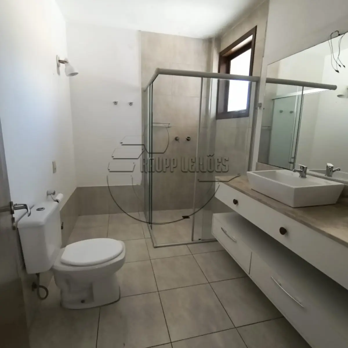 LOTE 005 - 02ª DATA | (PORTO ALEGRE/RS) Um prédio c/ 346,71m², no Bairro Navegantes (IMÓVEL DESOCUPADO)
