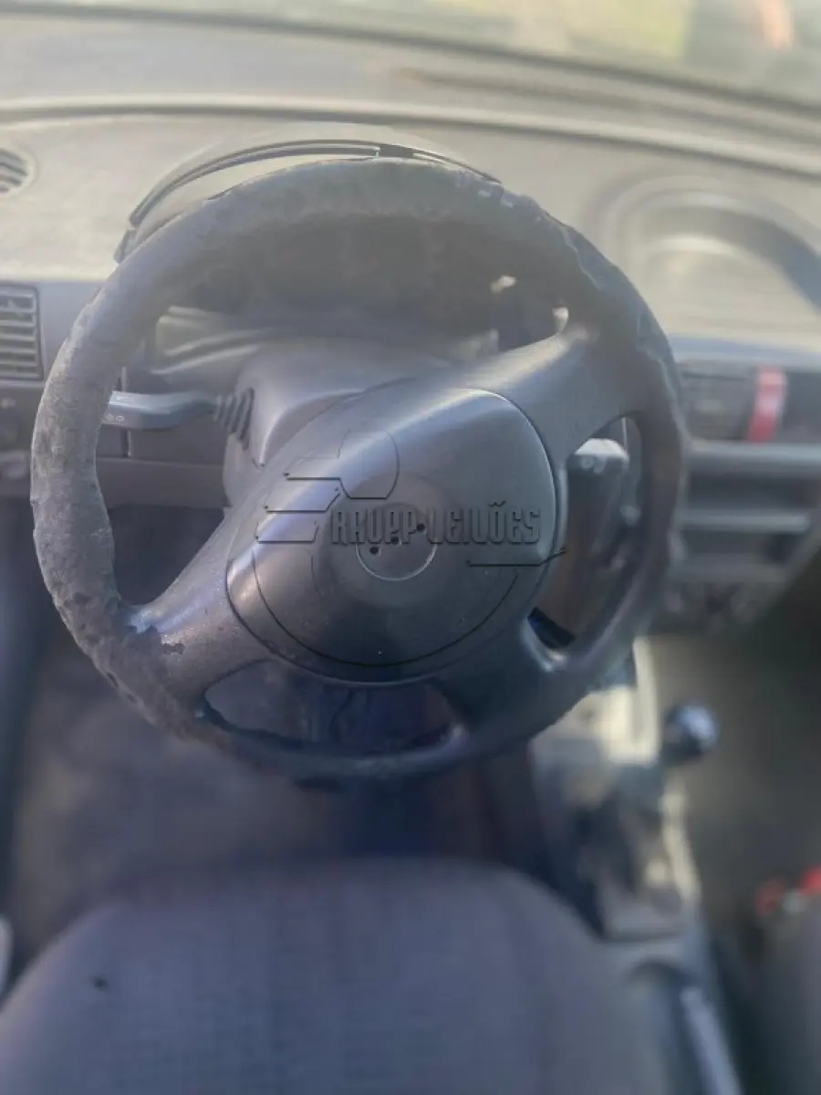 LOTE 006 - Um veículo GM/MONTANA ENGESIG FURG, ano/mod 2010/2010