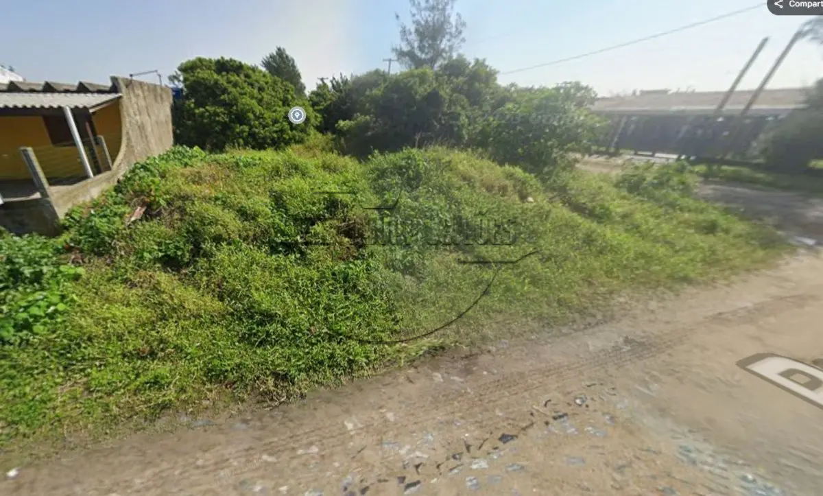 LOTE 004 - (CIDREIRA/RS) Um terreno baldio c/ 350,00m², na Praia de Cidreira