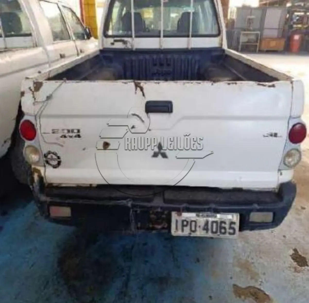 LOTE 011 - (Unidade de CANDIOTA/RS) Camioneta Mitsubishi Pick-Up MMC/L200-GL, ano/modelo 2006/2006