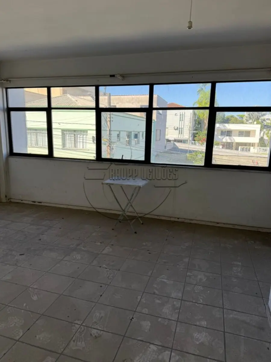 LOTE 001 - 02ª DATA | (SÃO JOÃO BATISTA/SC) Um prédio de esquina c/ aprox. 1.684,18m², no Bairro Centro