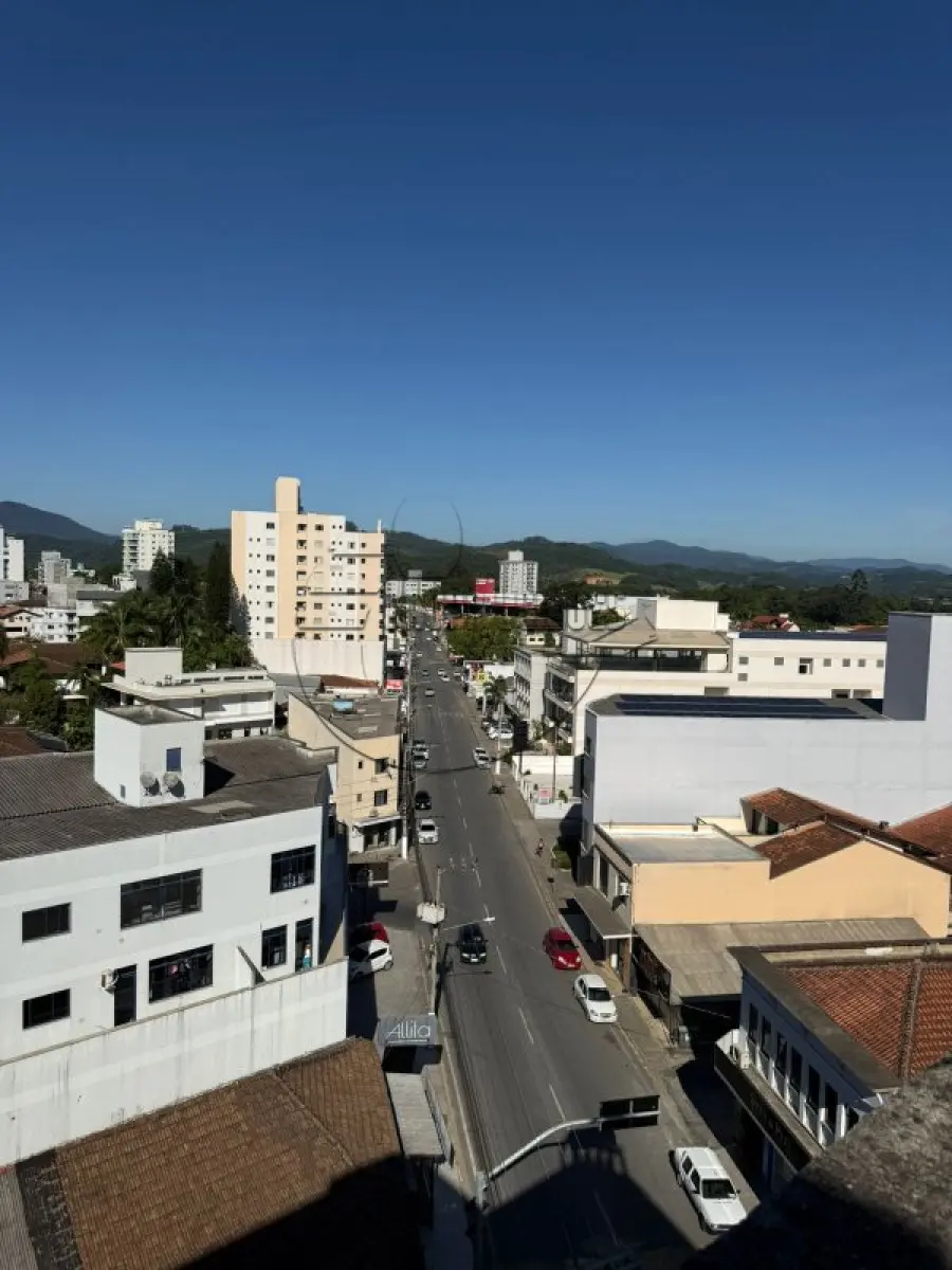 LOTE 001 - 02ª DATA | (SÃO JOÃO BATISTA/SC) Um prédio de esquina c/ aprox. 1.684,18m², no Bairro Centro