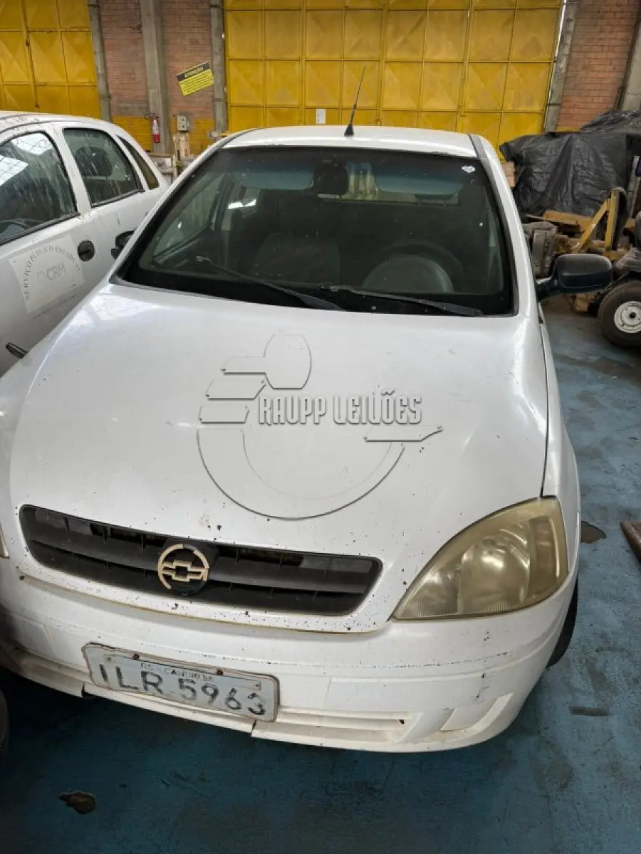LOTE 006 - 02ª DATA | (Unidade de CANDIOTA/RS) Automóvel Chevrolet Corsa Hatch 1.8-GL, fabr/ano 2004/2004