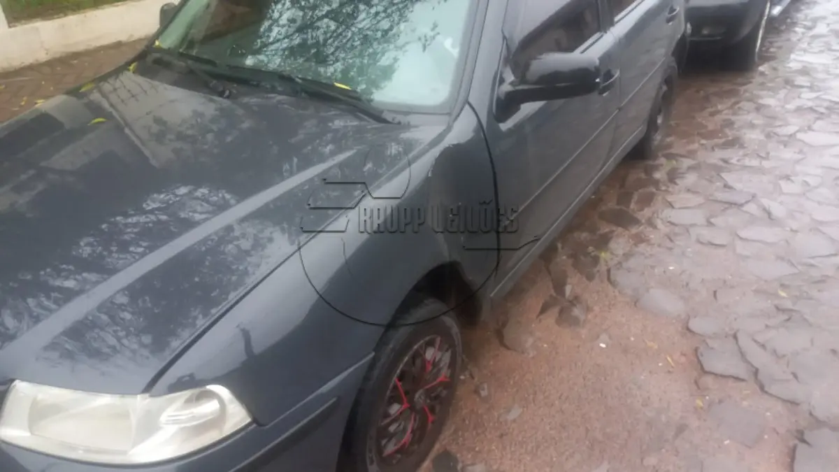 LOTE 001 - 02ª DATA | Veículo Gol 16v Plus, ano/mod 2001, veículo na posse do executado, na cidade de Taquara/RS