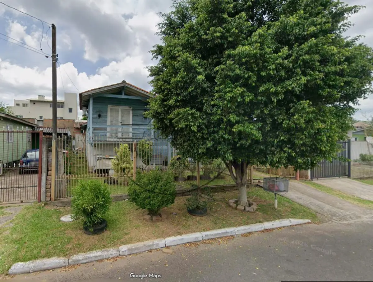 LOTE 004 - **(GRAVATAÍ/RS) Uma casa no Bairro Parque dos Eucaliptos