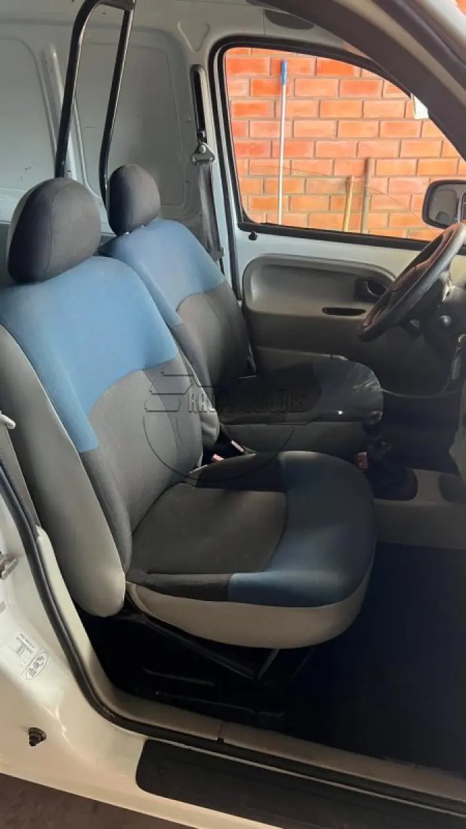 LOTE 001 - 02ª DATA | Um veículo I/RENAULT KGOO EXPRESS16, ano/mod 2012/2013