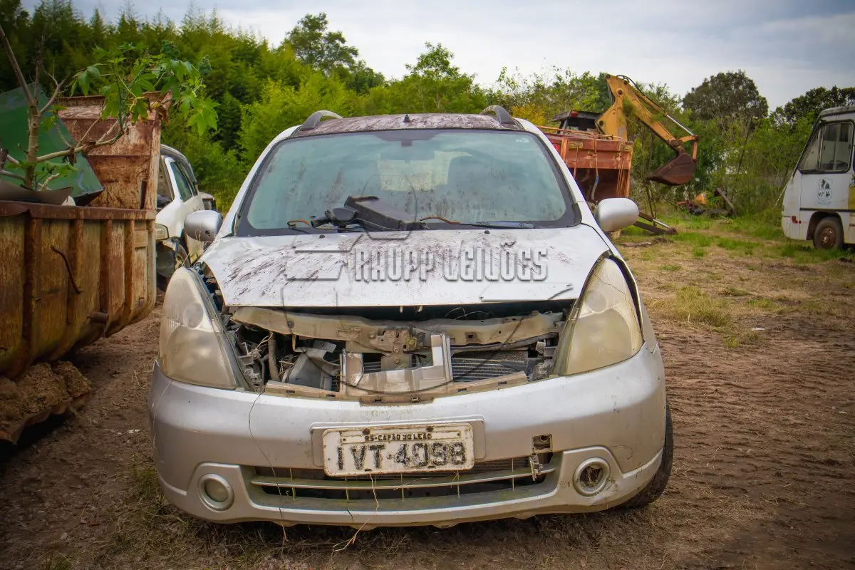 LOTE 006 - Veículo NISSAN GRAND LIVINA 18S, ano/mod 2014/2014