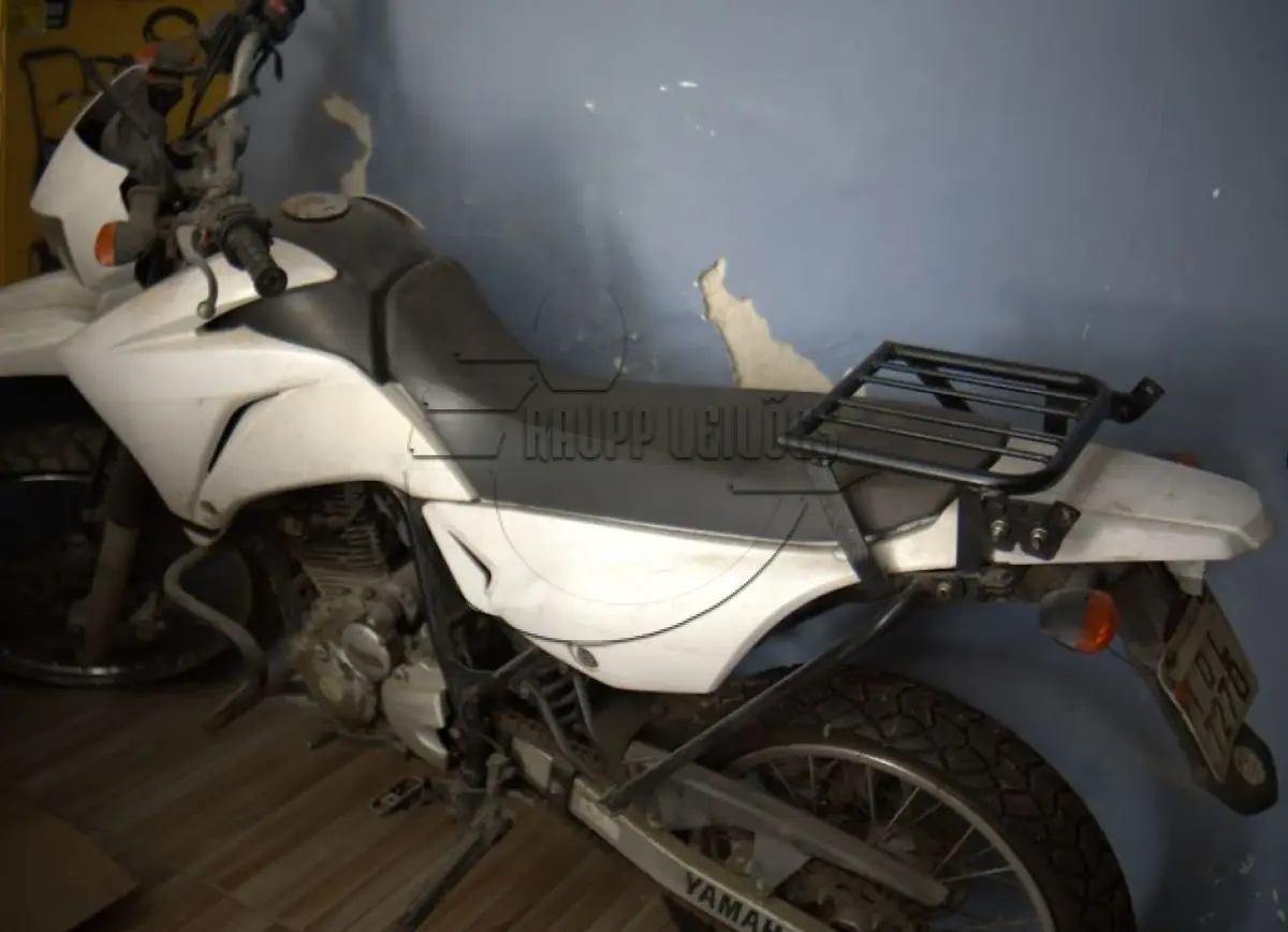 LOTE 018 - Moto - sucata