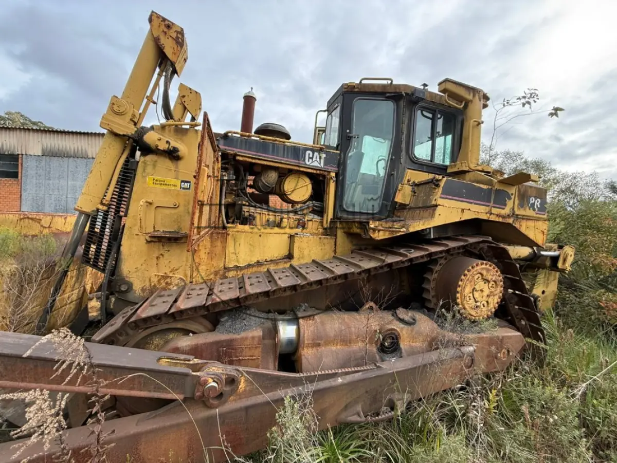 LOTE 022 - (Unidade de CANDIOTA/RS) Trator de Esteira Caterpillar, mod. D8R