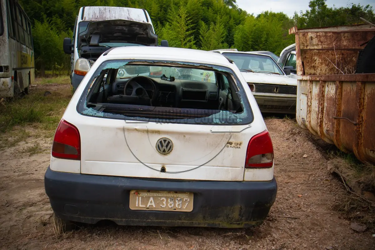 LOTE 009 - Veículo VOLKSWAGEN GOL SPECIAL, ano/mod 2002/2003