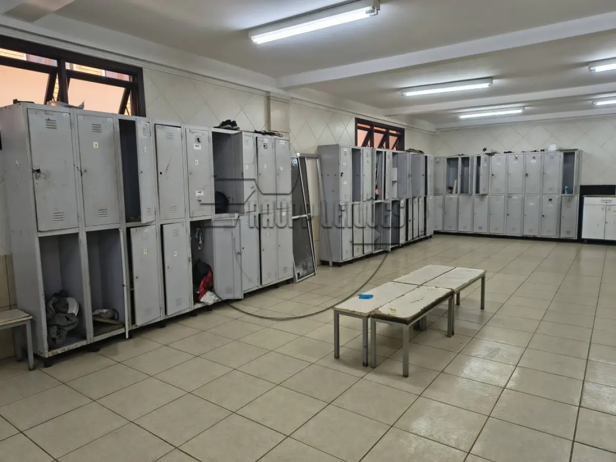 LOTE 004 - Bens móveis diversos - LOCALIZADOS NA SEDE DA FALIDA (LOTE 001)