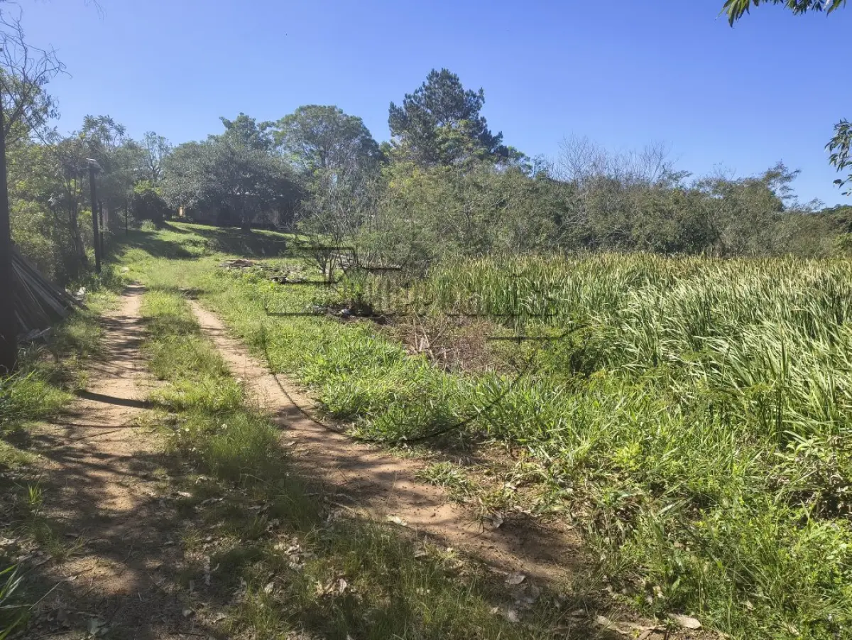 LOTE 002 - (ALVORADA/RS) DIREITOS E AÇÕES sobre um terreno de 13.517,23m², na Av. Pres. Getúlio Vargas
