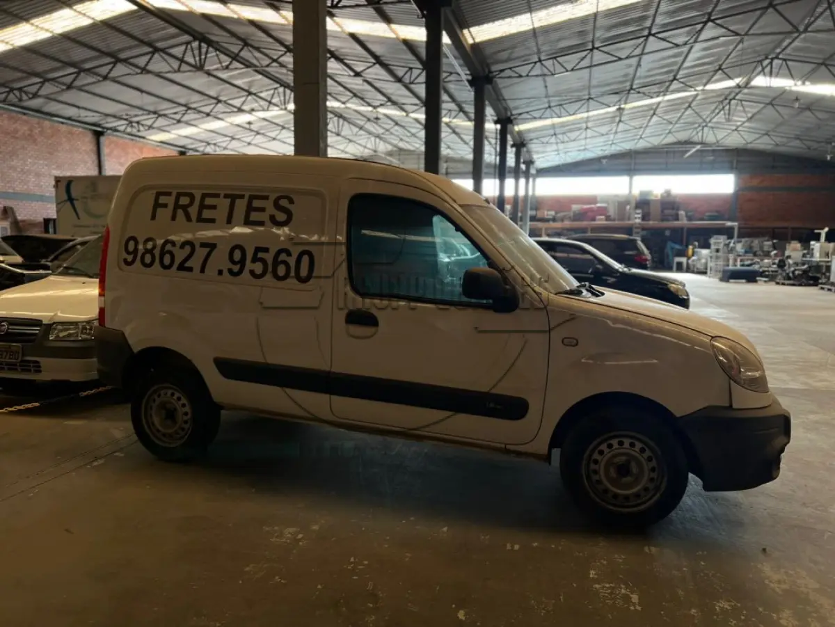 LOTE 001 - 02ª DATA | Um veículo I/RENAULT KGOO EXPRESS16, ano/mod 2012/2013