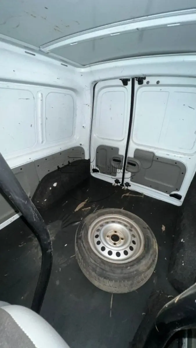 LOTE 001 - 02ª DATA | Um veículo I/RENAULT KGOO EXPRESS16, ano/mod 2012/2013