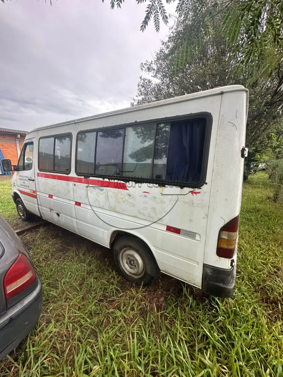 LOTE 015 - Veículo tipo VAN, marca Mercedes Benz, modelo Sprinter 312, ano/modelo de fabricação 2000/2001