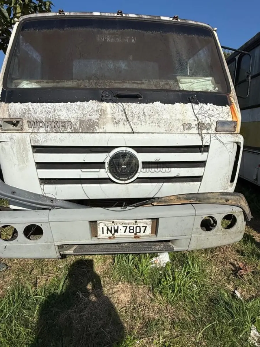 LOTE 005 - Caminhão Volkswagen 13.180 EURO3 WORKER, ano/mod 2007/2007