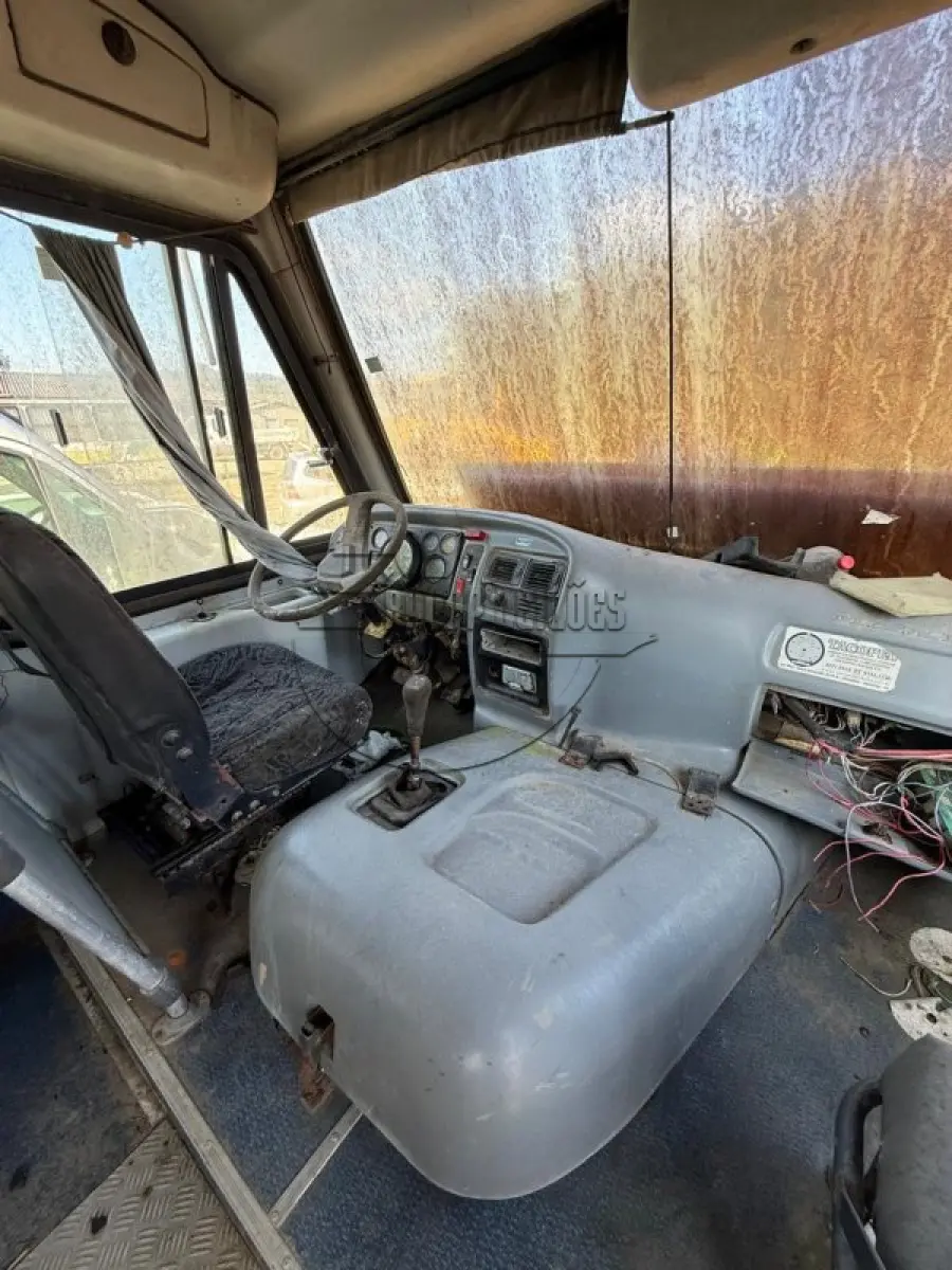 LOTE 012 - Micro-ônibus AGRALE MAXIBUS MCO75, ano/mod 1999/1999