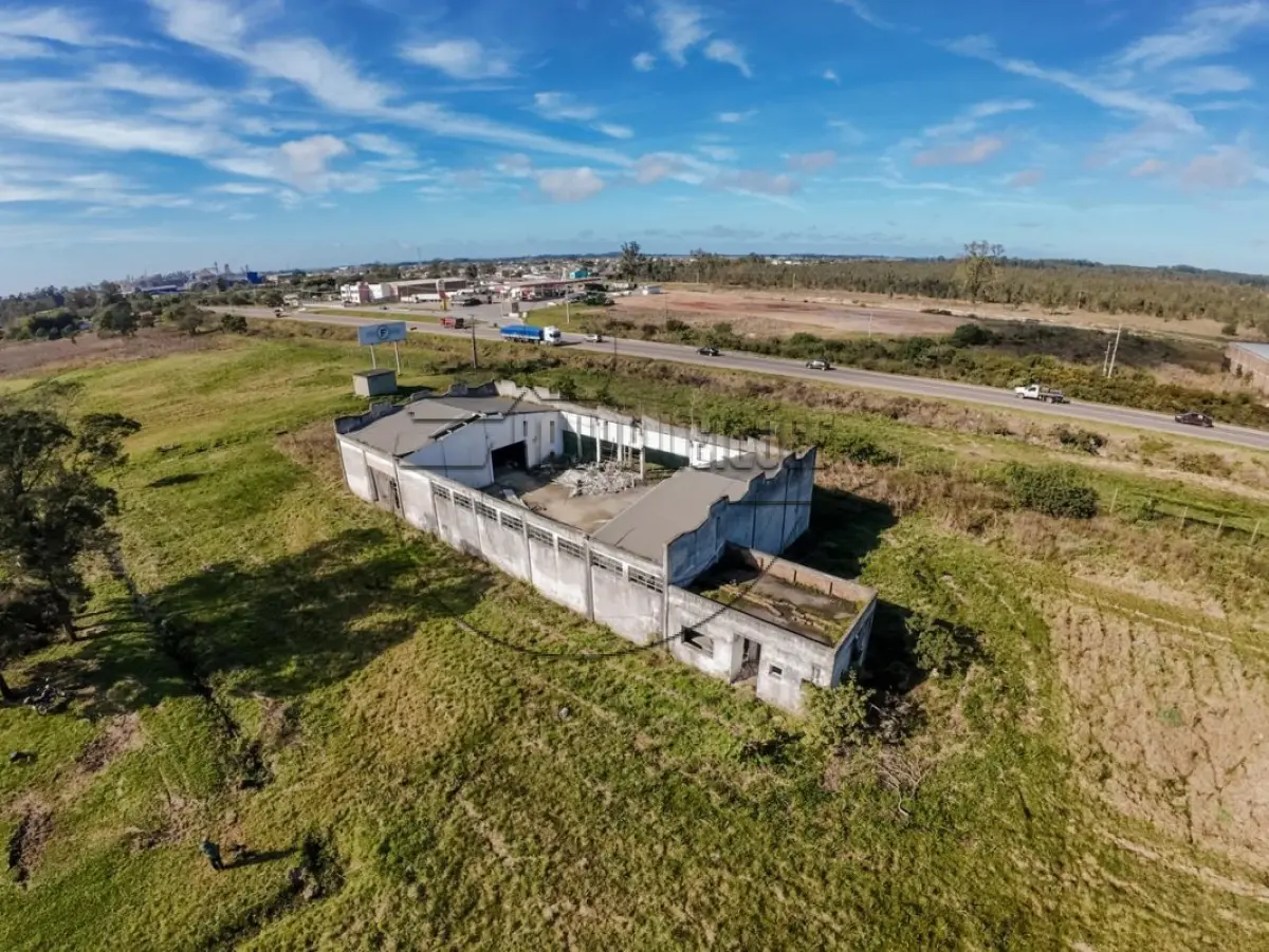 Foto de (CAPÃO DO LEÃO/RS) ÁREA DE TERRAS DE 9.000,00M², C/ BENFEITORIAS, NA BR-293