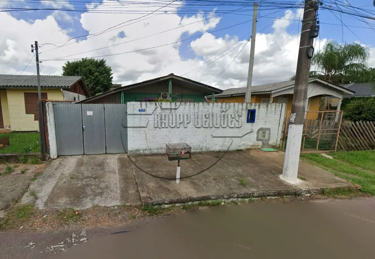 LOTE 001 - **(GRAVATAÍ/RS) Casa no Bairro Parque dos Anjos