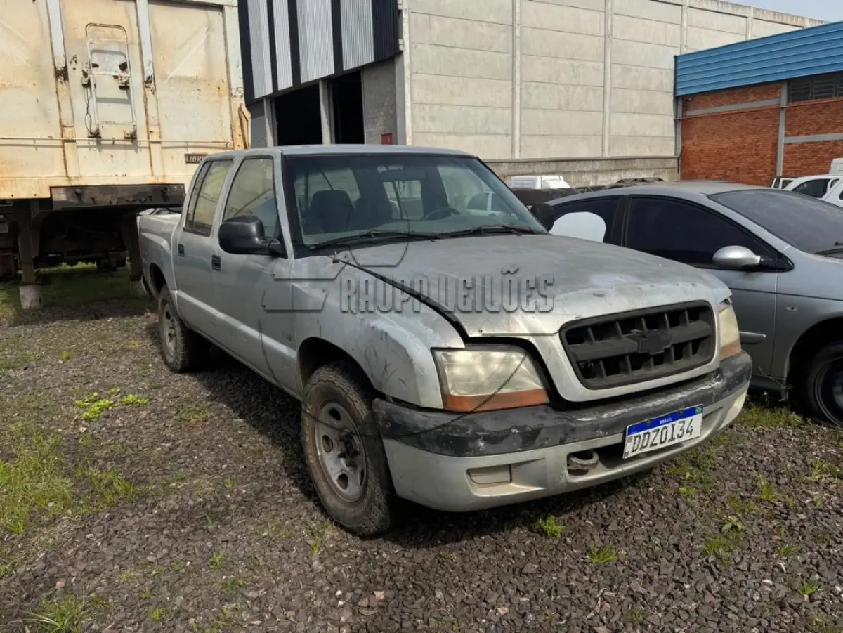 LOTE 001 - Veículo GM/S10 2.8 D 4X4, ano/mod 2001