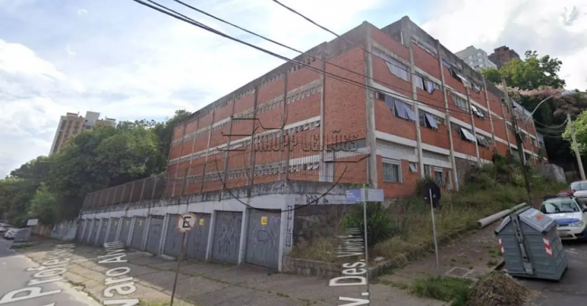 LOTE 001 - (PORTO ALEGRE/RS) Prédio c/ área construída de 13.296,00m², no Bairro Rio Branco (ANTIGO COLÉGIO AMERICANO)