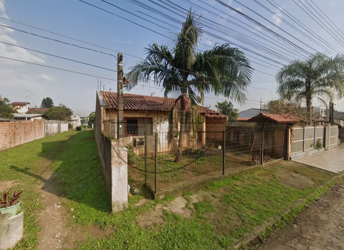 (CACHOEIRINHA/RS) Uma casa no Bairro Parque da Matriz