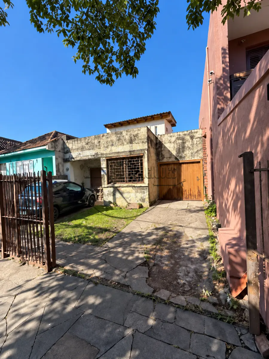 LOTE 002 - (PORTO ALEGRE/RS) Direitos e ações sobre dois prédios no Bairro São João