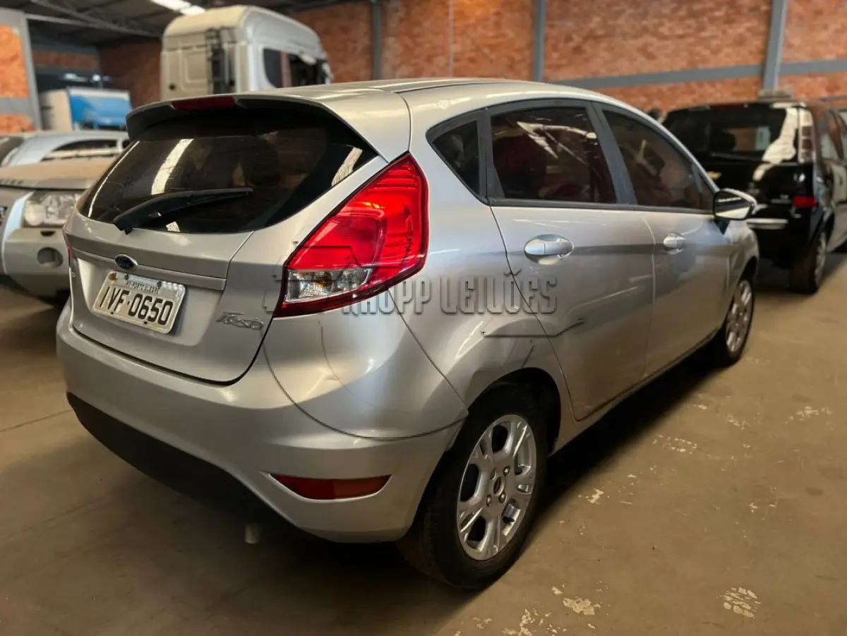 LOTE 001 - 02ª DATA | Veículo Ford Fiesta HA 1.6L SE, ano/mod 2014/2014