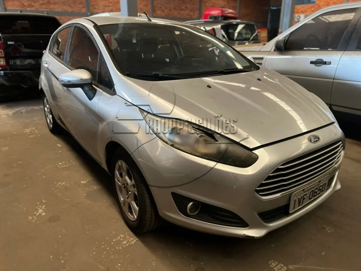 LOTE 001 - 02ª DATA | Veículo Ford Fiesta HA 1.6L SE, ano/mod 2014/2014