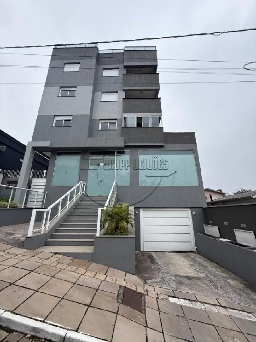 LOTE 016 - (GARIBALDI/RS) Sala comercial c/ 159,04m² + 02 vagas de estacionamento, todos do Edifício Residencial Giuseppe Garibaldi, no Bairro Ferroviário