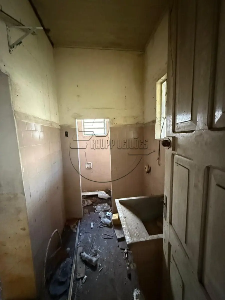 LOTE 001 - (SÃO LEOPOLDO/RS) Uma casa na Av. Dom João Becker, Bairro Centro