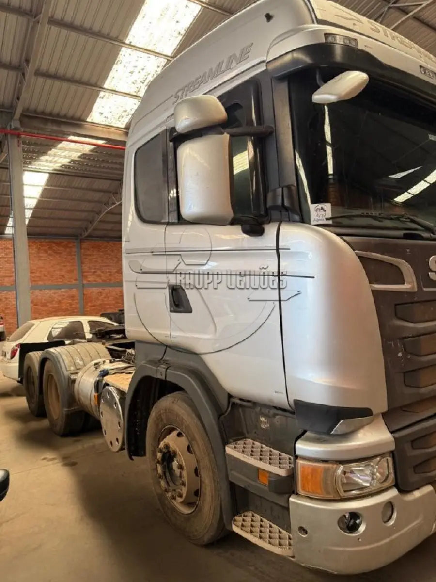 LOTE 002 - Caminhão SCANIA R 440 A6X4, ano/mod. 2018/2019