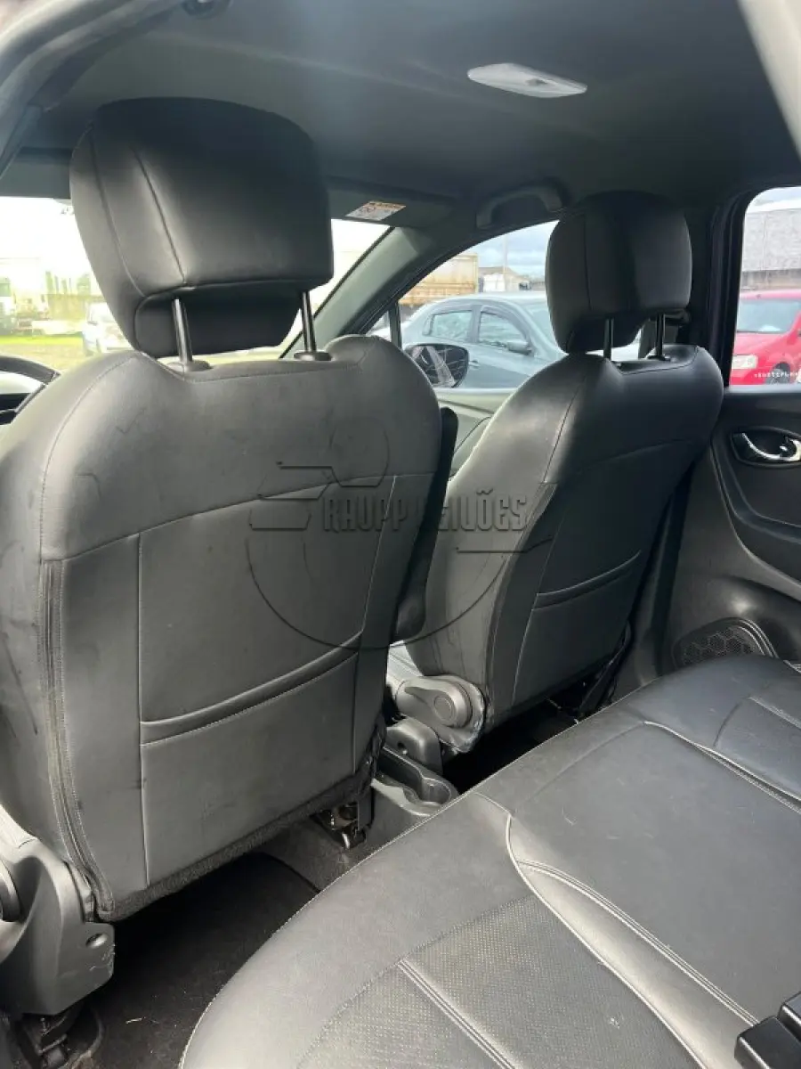 LOTE 001 - Um veículo RENAULT/CAPTUR 16 BOSE, ano/mod 2020/2021