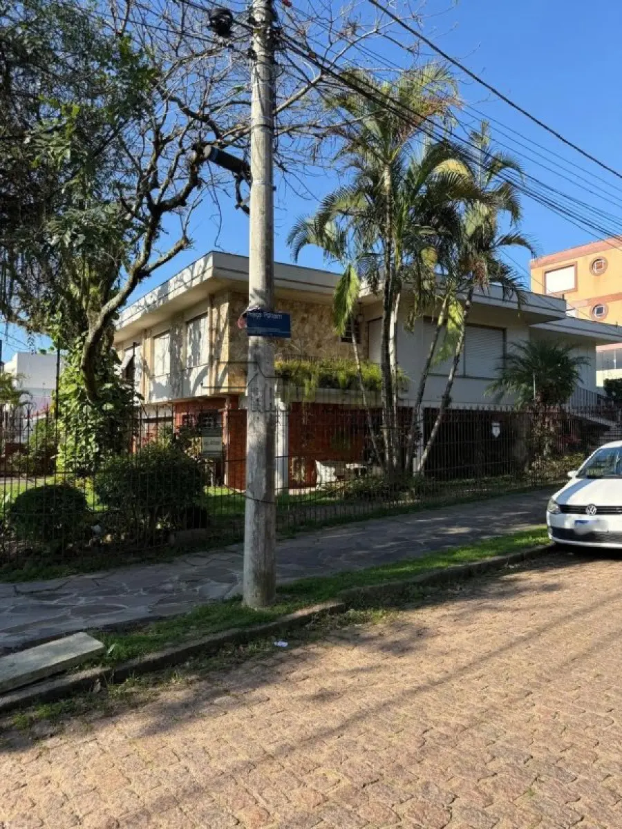 Casa no Jardim Lindóia em Porto Alegre/RS — foto 1