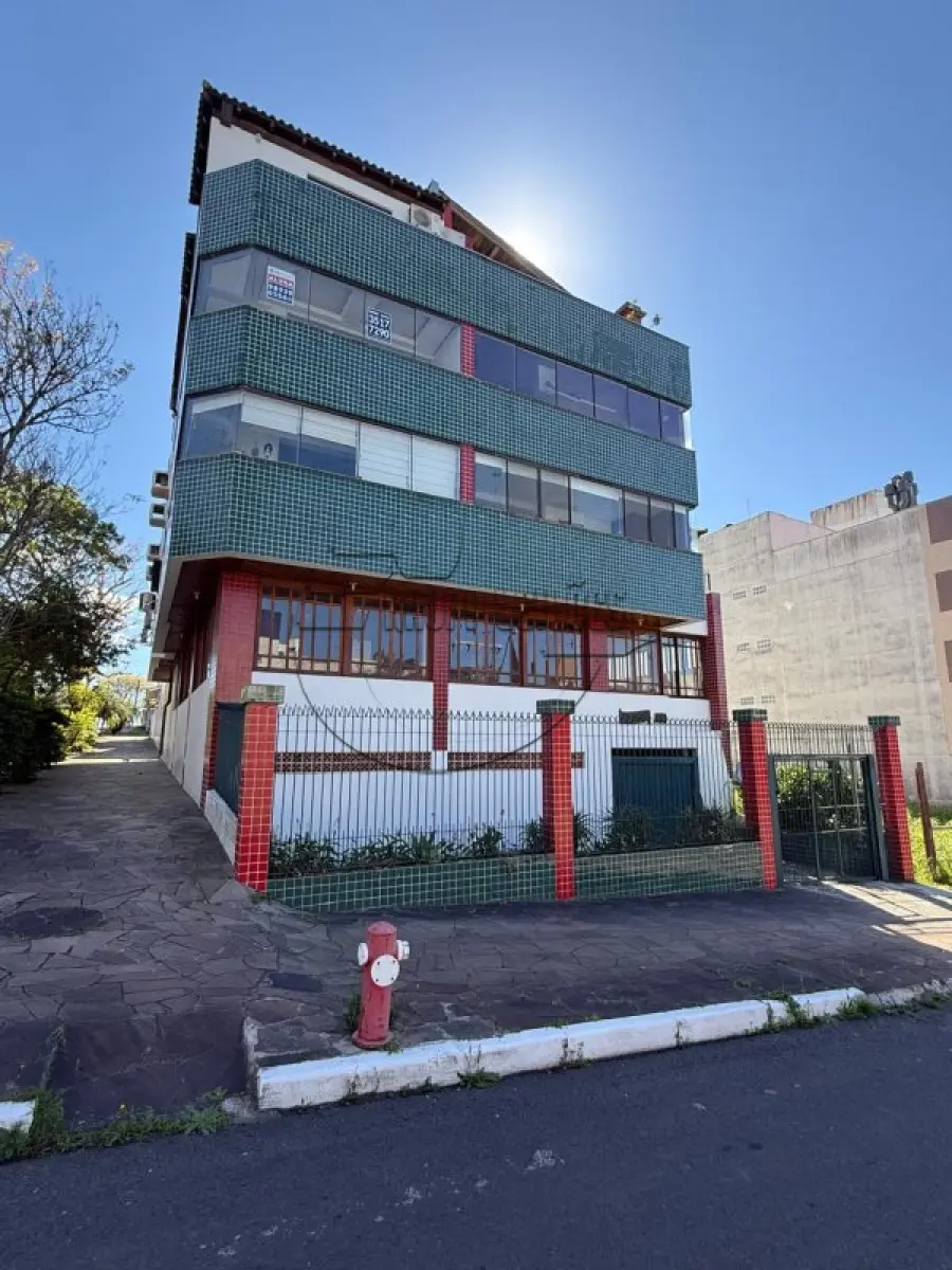 LOTE 001 - **(PORTO ALEGRE/RS) O apto 302 do edifício na Rua João Carlos Bertussi, c/ 242,93m², no Bairro Jardim Itu