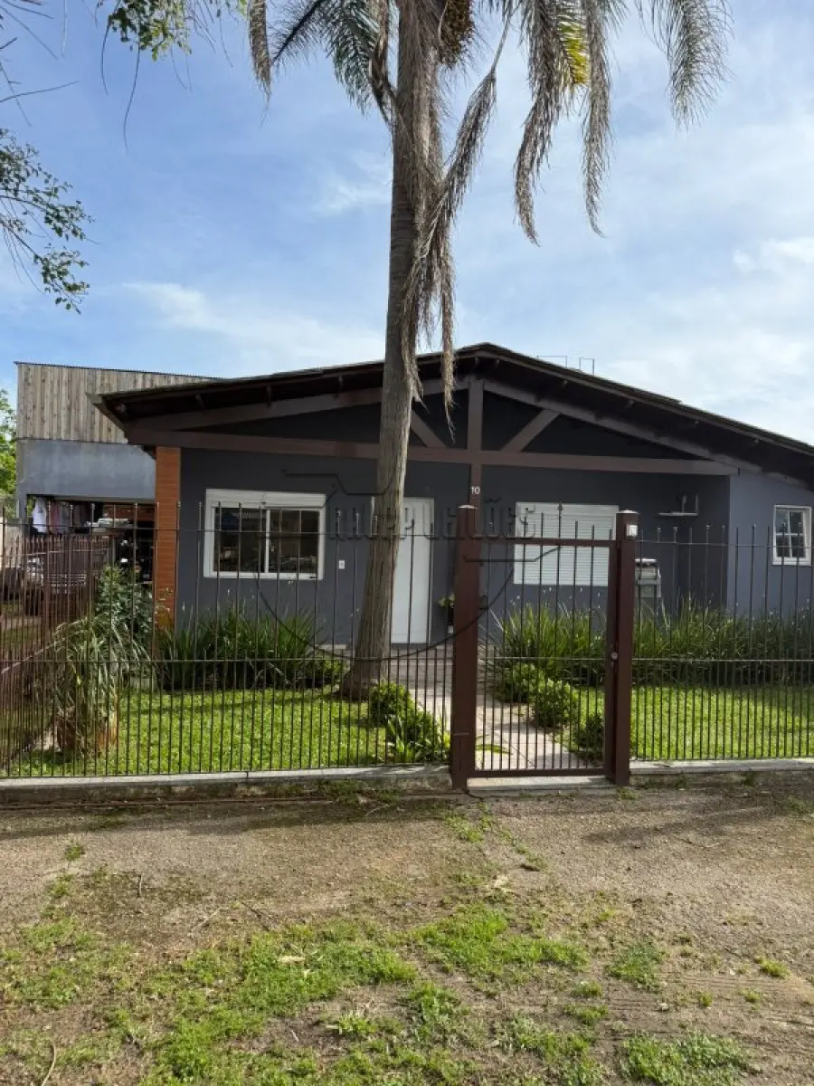 **(ELDORADO DO SUL/RS) Uma casa no Bairro Medianeira