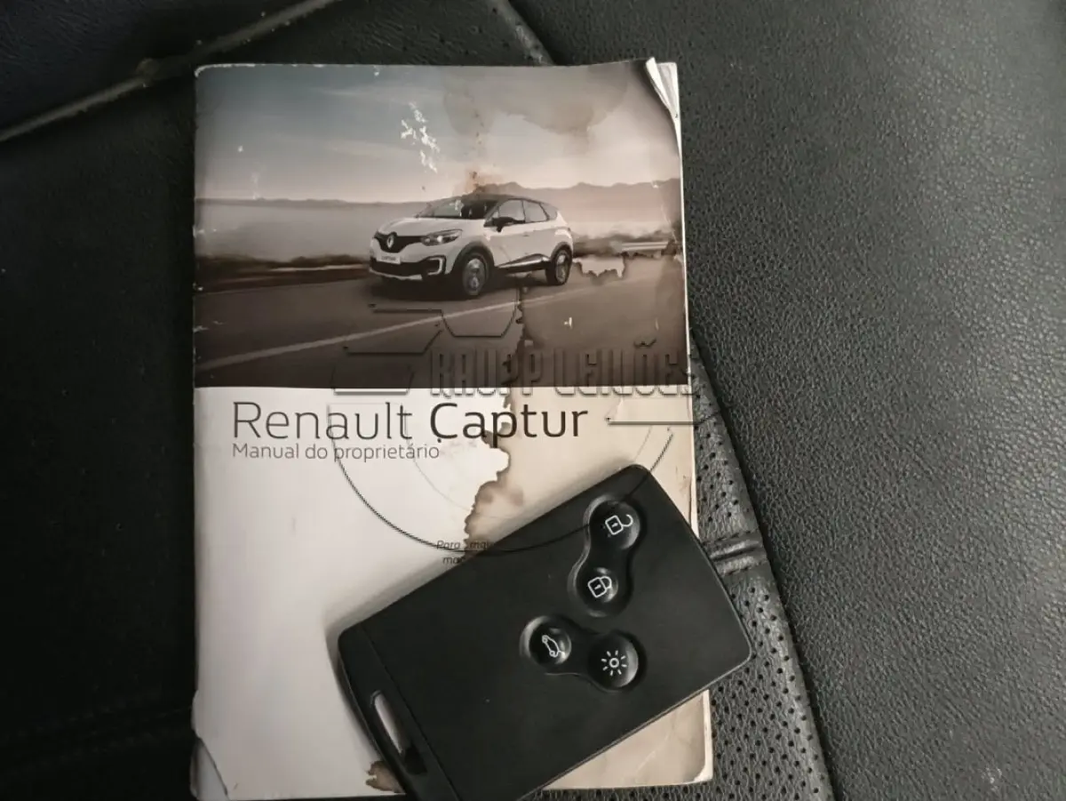 LOTE 001 - Um veículo RENAULT/CAPTUR 16 BOSE, ano/mod 2020/2021