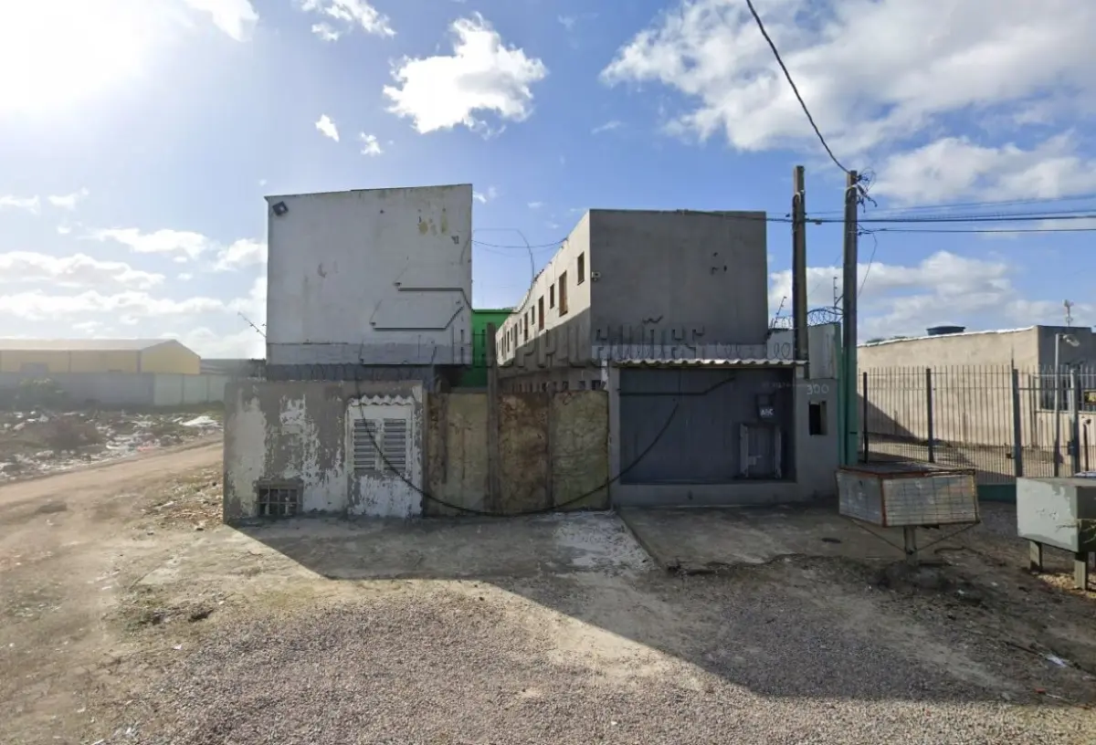 LOTE 001 - (PELOTAS/RS) Um prédio de esquina, no Bairro Fragata