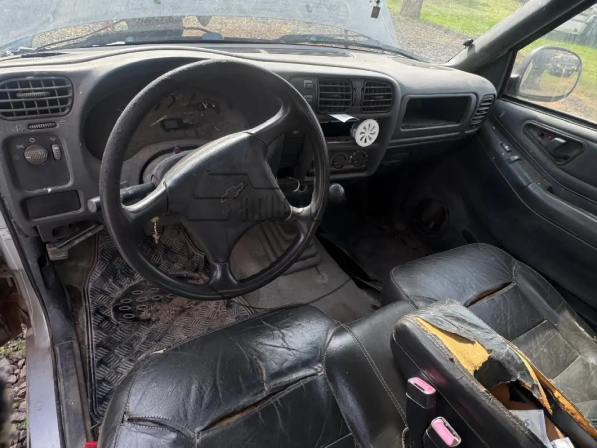LOTE 001 - Veículo GM/S10 2.8 D 4X4, ano/mod 2001