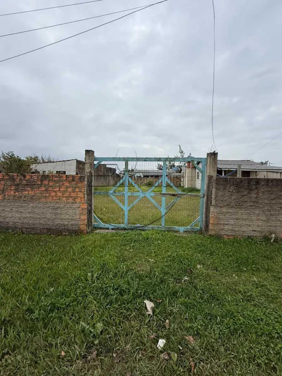 LOTE 001 - 02ª DATA | (BALNEÁRIO PINHAL/RS) Um terreno de 300,00m², no Balneário Magistério