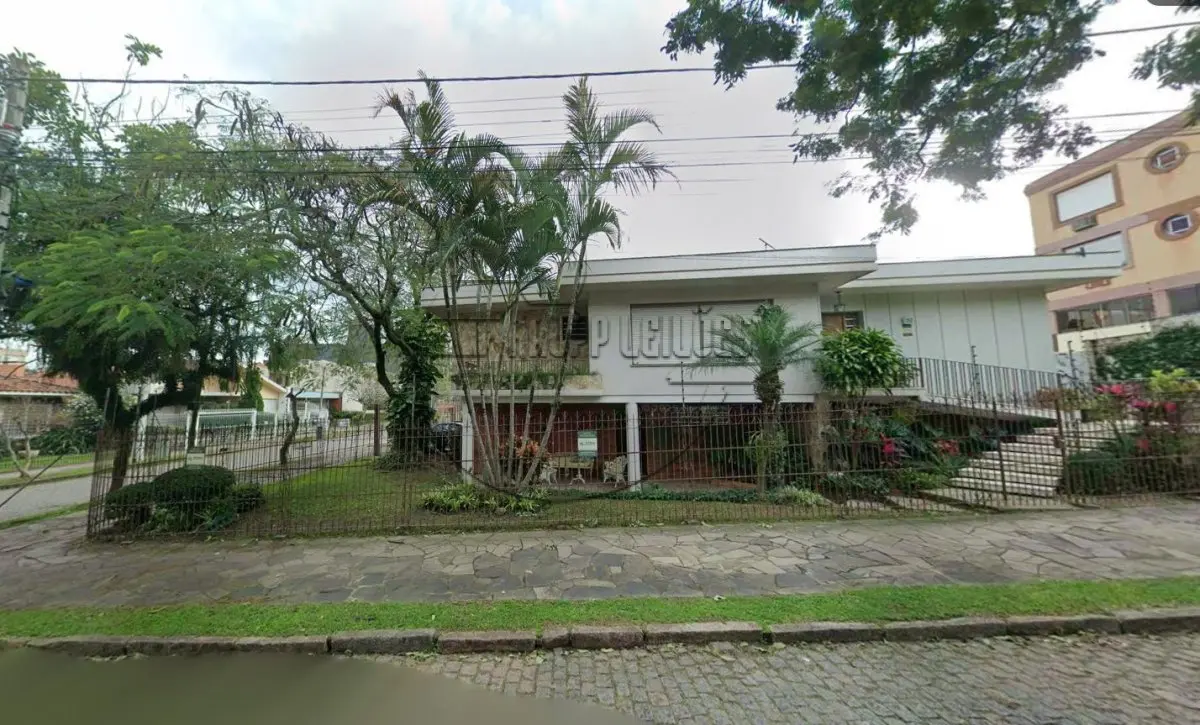 Casa com 3 quartos no Jardim Lindóia (foto 2 de 3)