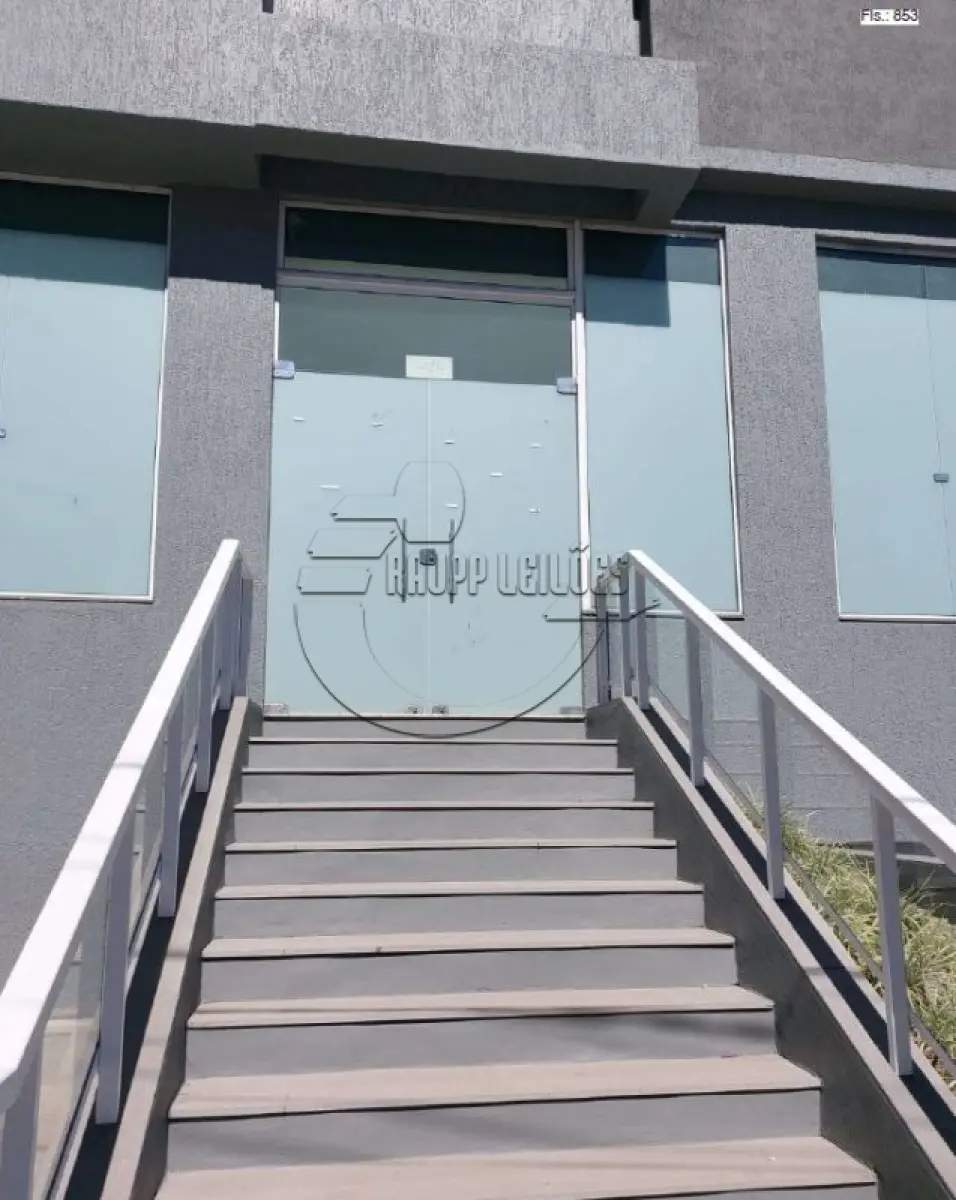 LOTE 016 - (GARIBALDI/RS) Sala comercial c/ 159,04m² + 02 vagas de estacionamento, todos do Edifício Residencial Giuseppe Garibaldi, no Bairro Ferroviário