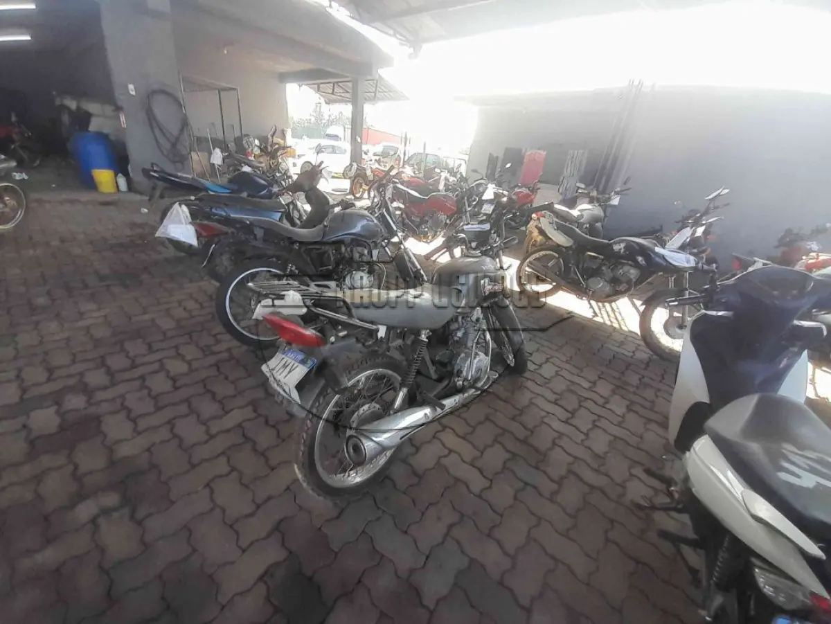 LOTE 0016