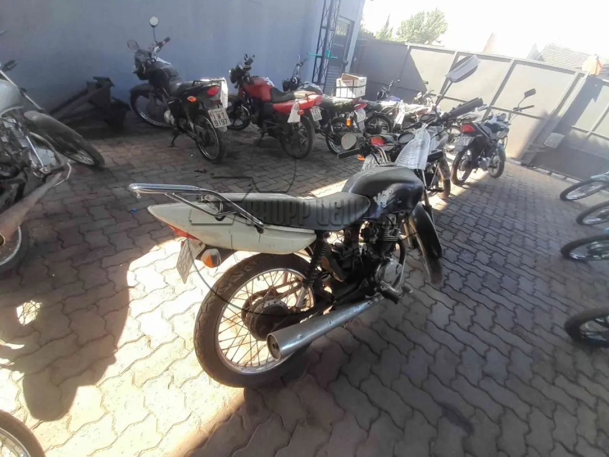 LOTE 0025