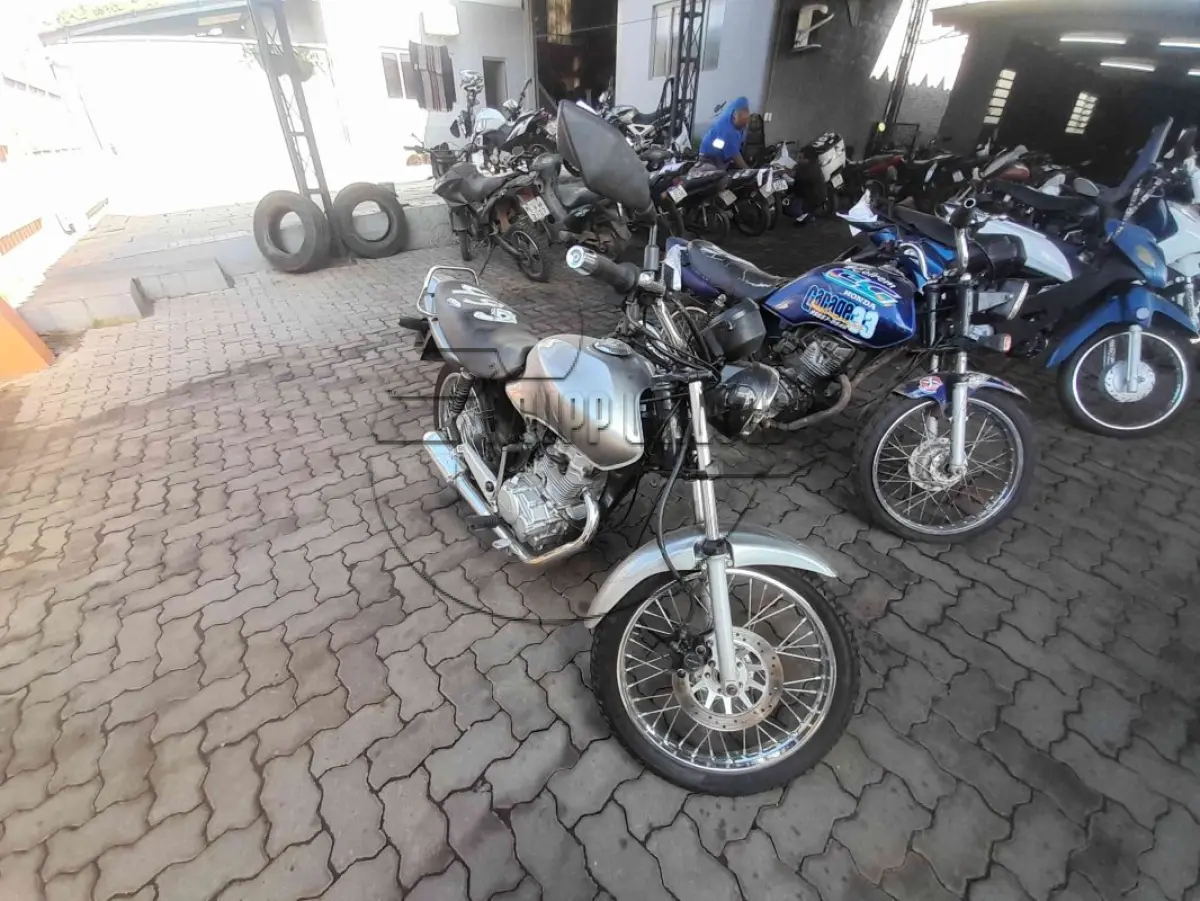 LOTE 0044