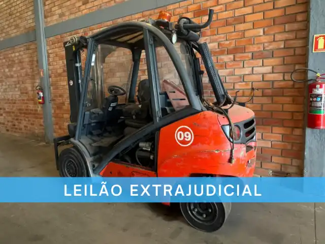 LEILÃO EXTRAJUDICIAL - MOBILIÁRIOS, MÁQUINAS, ENTRE OUTROS