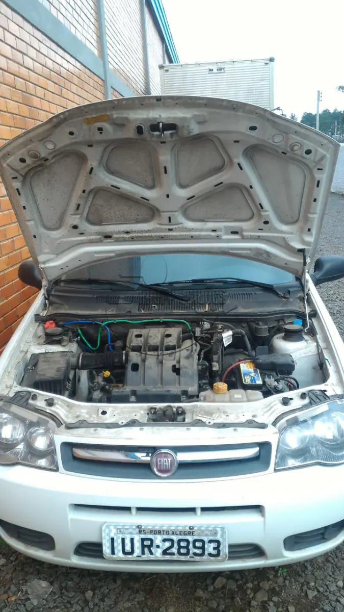 LOTE 003 - FIAT PÁLIO FIRE ECONOMY 2013/2014 - PLACA IUR-2893