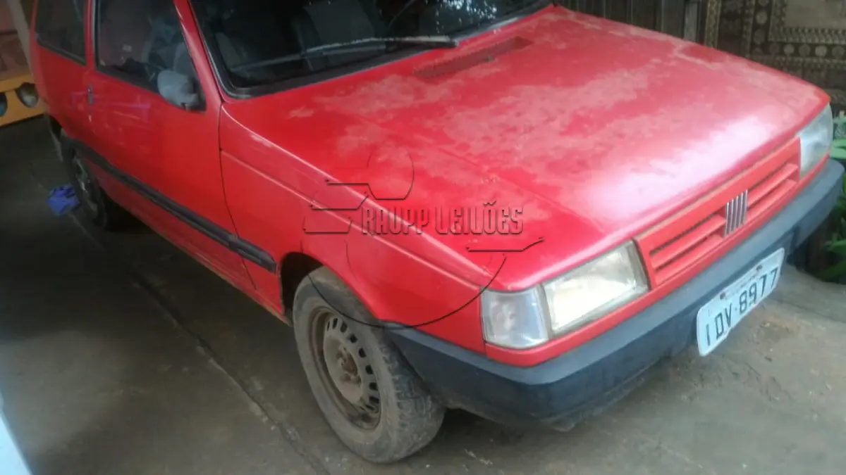 LOTE 018 - Um veículo Fiat/Uno Mille IE