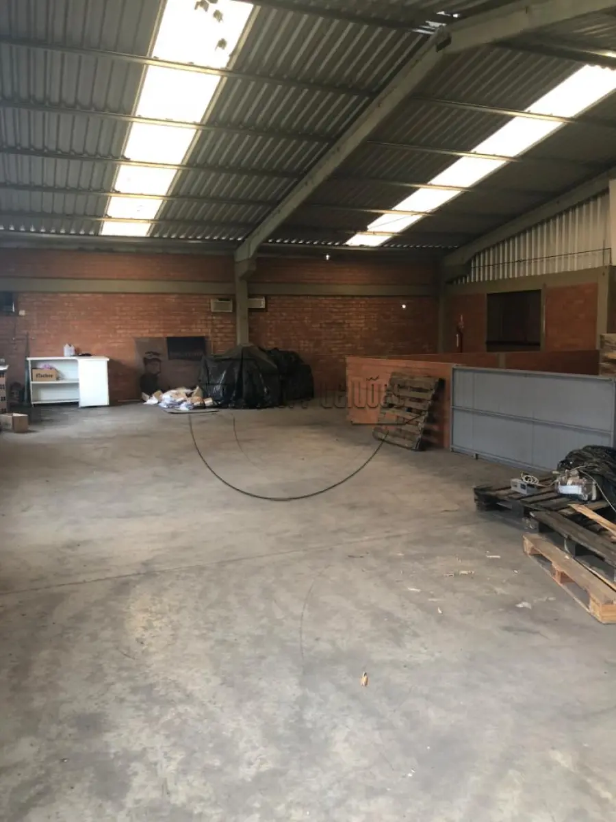 LOTE 003 - Um pavilhão industrial em Estrela/RS
